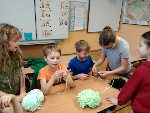 02c5f9f5-1fb5-46eb-a424-052b7034fd72