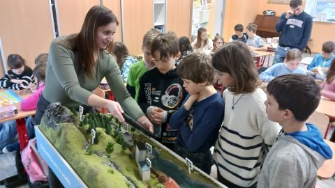 12d7a0d3-01c1-4357-a546-7f849edf7f04